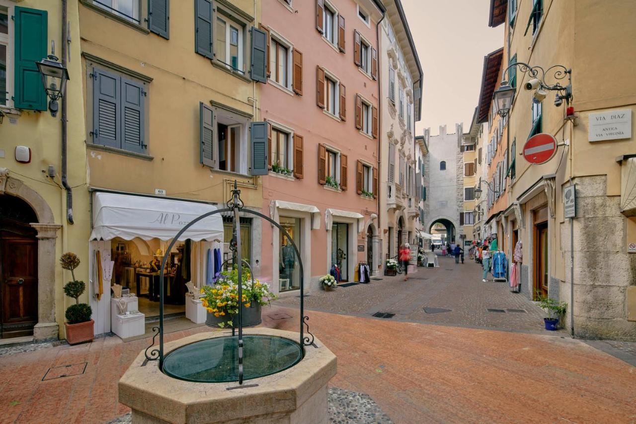 Appartamento Casa al Pozzo Riva del Garda Esterno foto